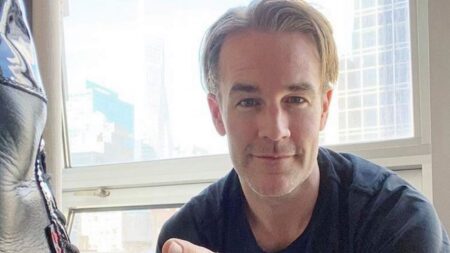 Selfie di james van der beek