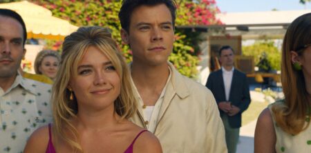 Frame che ritrae Florence Pugh e Harry Styles in Don't Worry Darling
