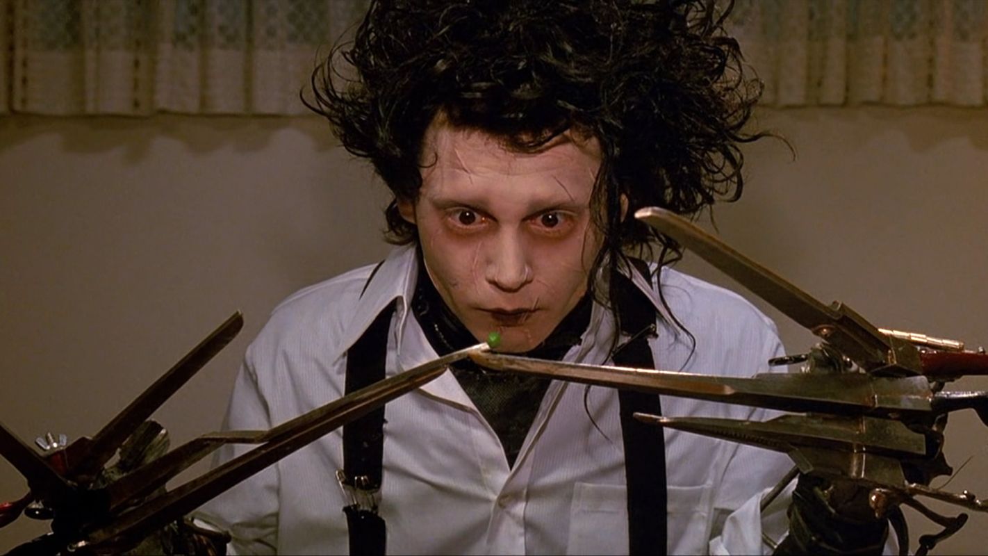 Johnny Depp è Edward nel film di Tim Burton