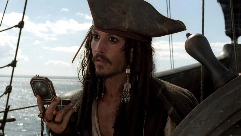Johnny Depp è Jack Sparrow in La maledizione della prima luna
