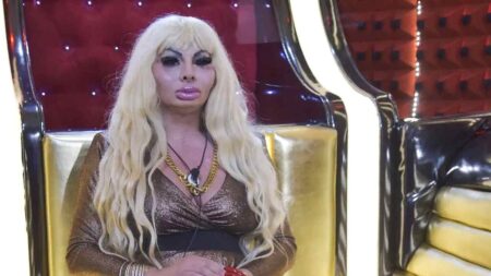 Elenoire Ferruzzi nel confessionale del GFVIP 2022