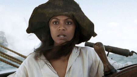 Zoe Saldana in Pirati dei Caraibi