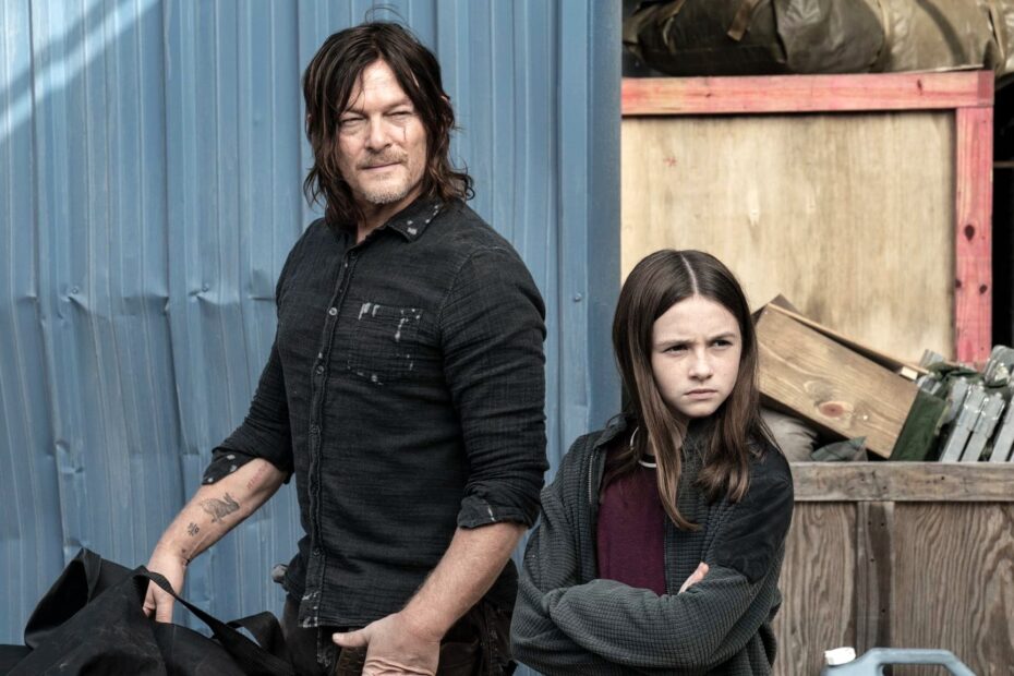 Norman Reedus e Cailey Fleming in The Walking Dead 11x18