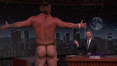 Jason Momoa in perizoma da Jimmy Kimmel fa impazzire il web (VIDEO) Jason Momoa perizoma Jimmy Kimmel