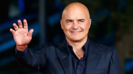 Il Re: una clip dal set della seconda stagione del prison drama con Luca Zingaretti