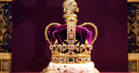 Re Carlo III, la Corona sarà adattata alla sua testa prima dell’incoronazione Corona di Sant'Edoardo