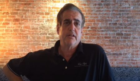 Frank Vallelonga Jr: morto l’attore di Green Book, indagini in corso Frank Vallelonga Jr