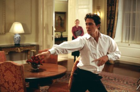 Frame che ritrae Hugh Grant in Love Actually