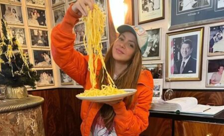 Shakira al Ristorante Alfredo a Roma
