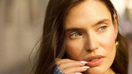 Bianca Balti dopo l’intervento di mastectomia preventiva: “È andato tutto bene” Bianca Balti