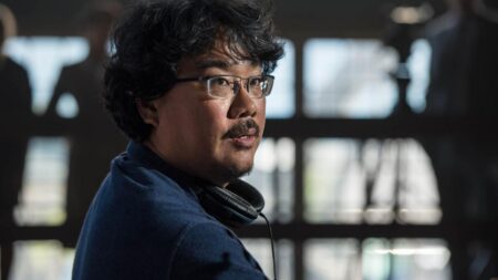 Mickey 17, il teaser trailer del nuovo film di Bong Joon-Ho con Robert Pattinson Una foto di Bong Joon-Ho