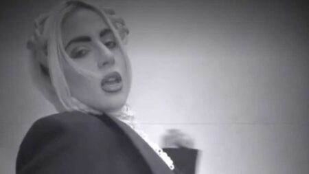 Lady Gaga come Mercoledì Addams, il balletto sulle note di Bloody Mary (VIDEO) Lady Gaga