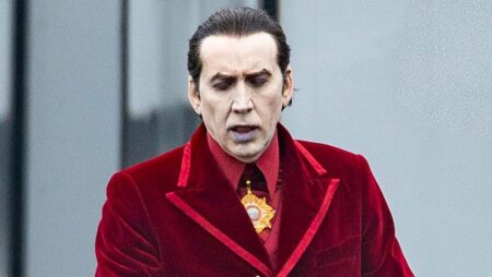 Renfield, Nicolas Cage sul ruolo di Dracula: “Un vampiro in chiave pop-art” Nicolas Cage sul set di Renfield