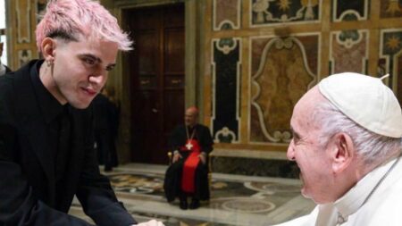 Aka7even e Papa Francesco