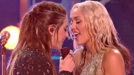 Fletcher e Miley Cyrus