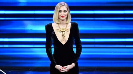 chiara ferragni durante la finale di Sanremo