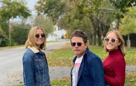 Michael J. Fox con le figlie gemelle nelle foto del loro compleanno Michael J.Fox e le sue figlie gemelle