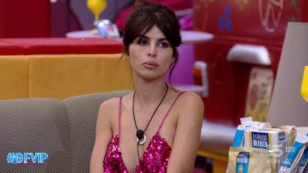 Grande Fratello Vip 7, Dana Saber svela il segreto “telefonico” di quattro concorrenti Dana Saber