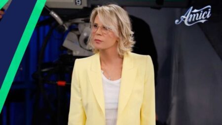 C’è posta per te 2023, da Maria De Filippi un messaggio prima della puntata Maria De Filippi