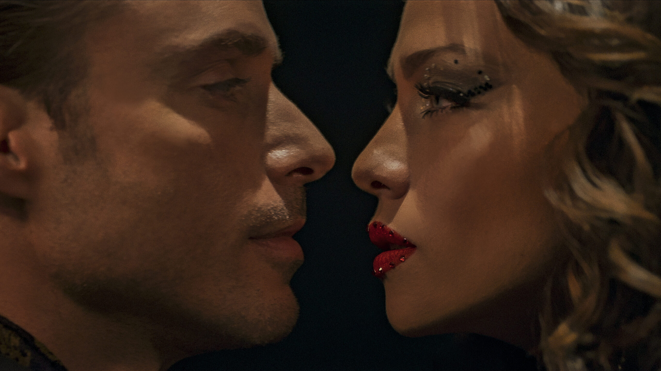 una scena di Profilo Falso