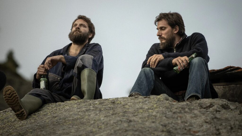 Alessandro Borghi e Luca Marinelli nel film Le otto montagne