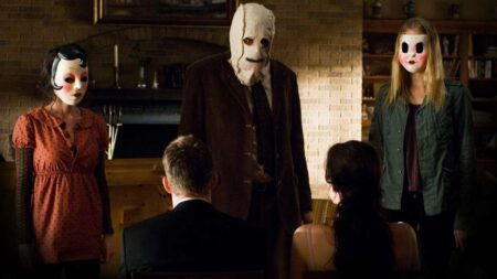 The Strangers, la recensione del film di Bryan Bertino The Strangers, una scena