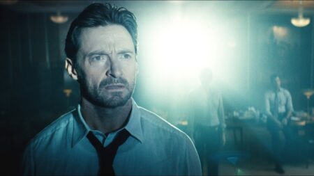 Hugh Jackman nel film Frammenti dal passato - Reminiscence