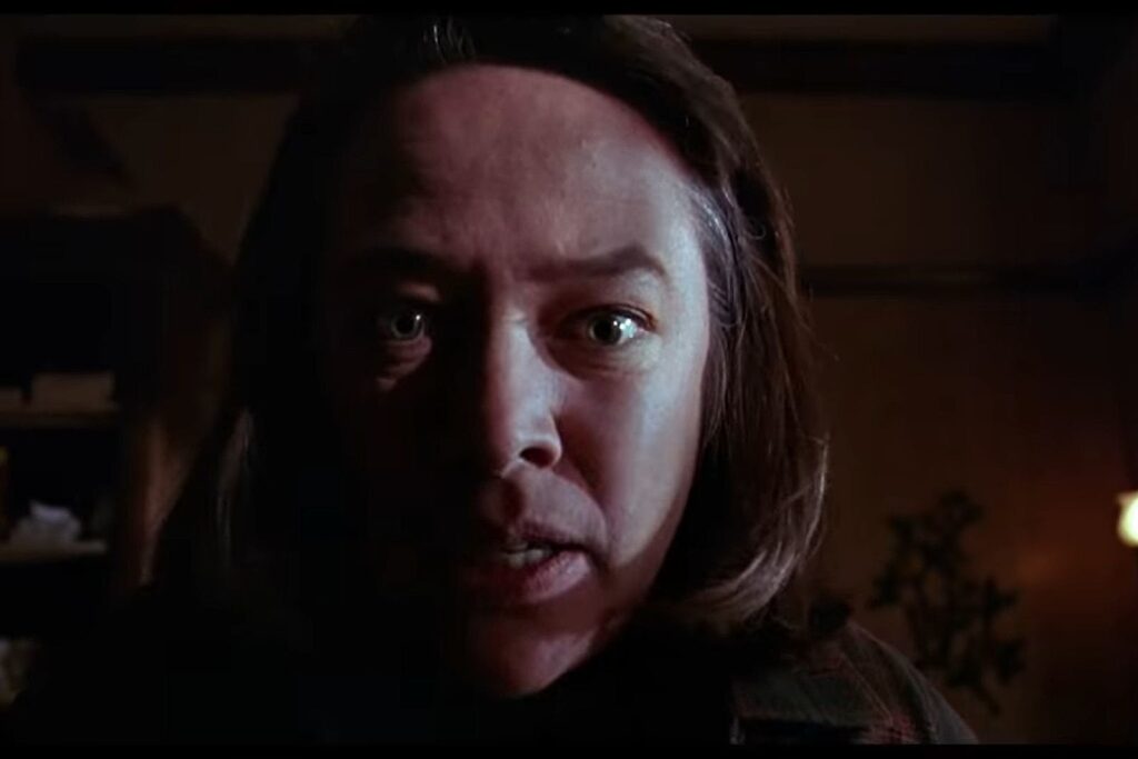 Misery, Annie Wilkes in una scena