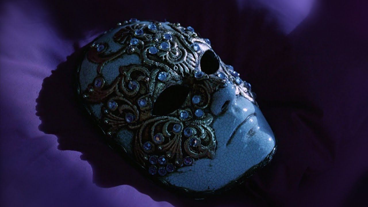 La maschera di Eyes Wide Shut