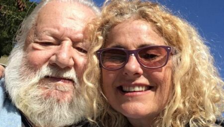 Paolo Villaggio era di sinistra “ma i politici non gli piacevano” svela la figlia Elisabetta e Paolo Villaggio.