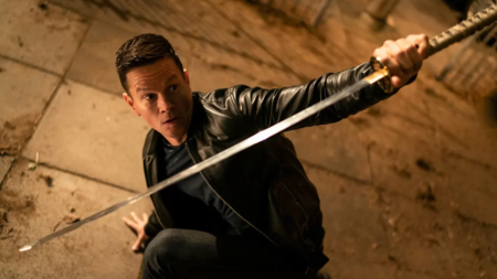 Infinite, la recensione del film con Mark Wahlberg disponibile su Netflix Una scena di Infinite