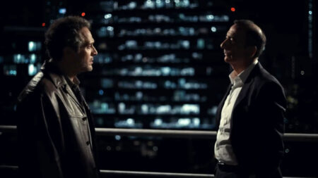 Frame che ritrae Claudio Santamaria e Beppe Sala