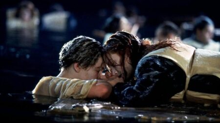 La scena della zattera in Titanic