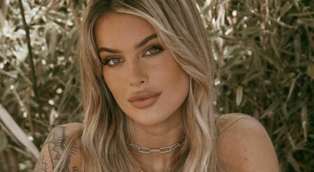 Chi è Sophie Codegoni, da Uomini e Donne alla storia con Alessandro Basciano Una foto di Sophie Codegoni