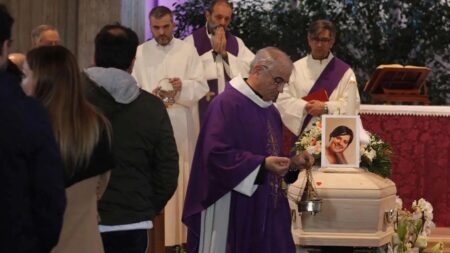 Un momento dei funerali di Elisa Bravi