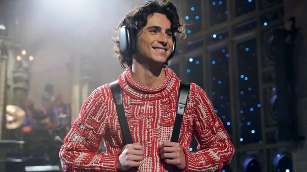 Frame che ritrae Timothée Chalamet