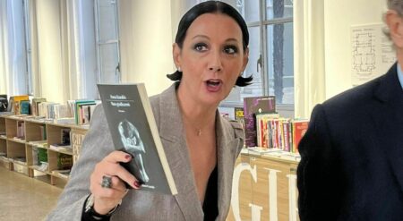 Anna Kanakis e Alberto Sordi, il loro rapporto e il film insieme: “Lo ascoltavo per ore” Anna Kanakis