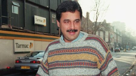 Chi è Hasnat Khan, cardiochirurgo e ultimo fidanzato di Lady Diana Hasnat Khan ai tempi della sua relazione con Lady Di