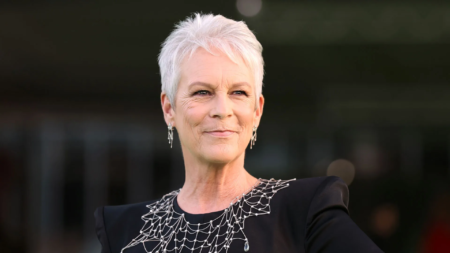 Jamie Lee Curtis contro omofobia e transfobia “sostenuti in nome della religione” jamie-lee-curtis