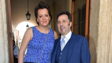 Chi è Angela, la moglie di Mago Forest, che è più alta di lui Mago Forest e sua moglie Angela