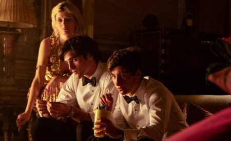 Frame che ritrae una scena di Saltburn