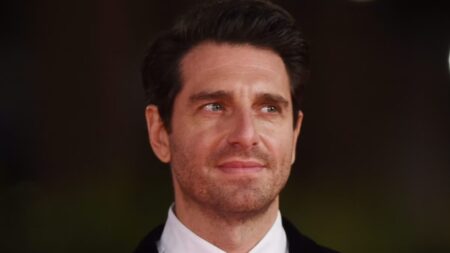 Chi è il vero padre di Giampaolo Morelli? L’attore vuole fare il test del DNA Giampaolo Morelli