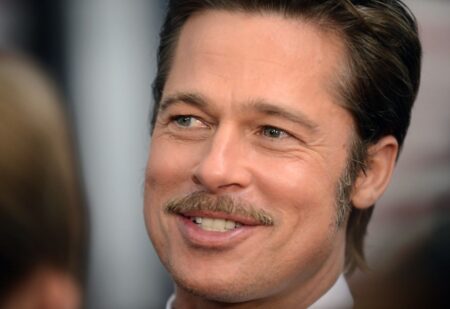 Brad Pitt, Jason Priestley svela: “Non si faceva la doccia per giorni!” Brad Pitt