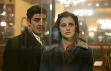 Riccardo Scamarcio e Benedetta Porcaroli in L'ombra del giorno