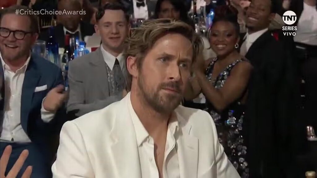 La reaction da meme di Ryan Gosling dopo la vittoria per I'm Just Ken. Credits: www.standard.co.uk