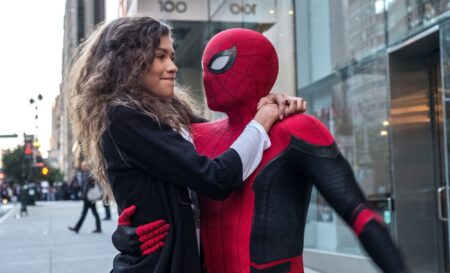Tom Holland e Zendaya si sono lasciati? La risposta di lui è definitiva Tom Holland e Zendaya sul set di Spider-Man: Homecoming