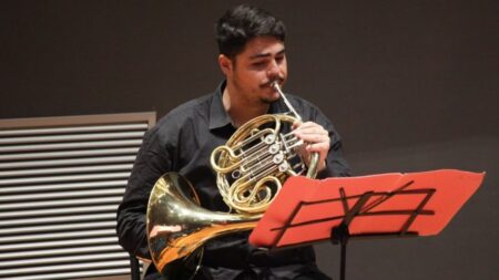 Chi era Giovanbattista Cutolo, ucciso a Napoli per un parcheggio Giovanbattista Cutolo mentre suona il corno