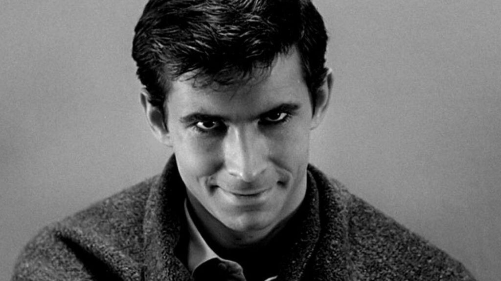 Frame che ritrae Anthony Perkins in Psyco