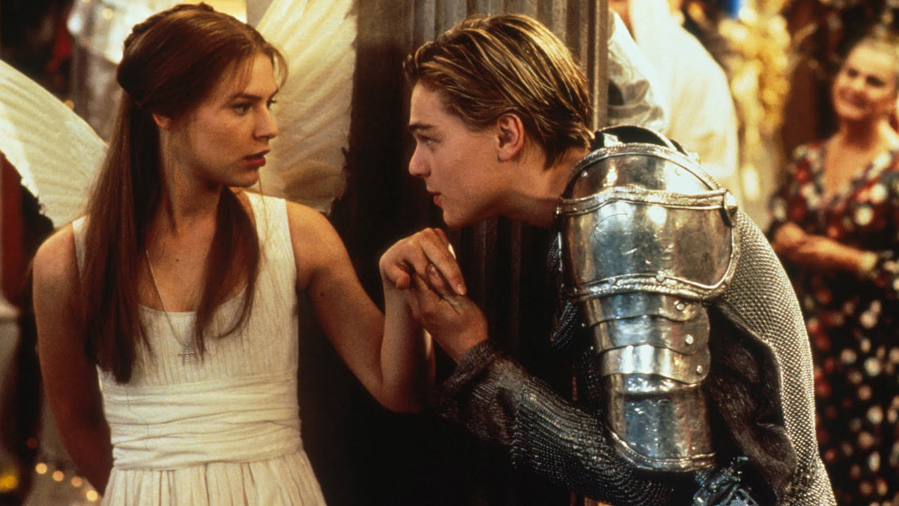 Leonardo DiCaprio e Claire Danes in una scena di Romeo + Giulietta di William Shakespeare. Fonte: 20th Century Fox.