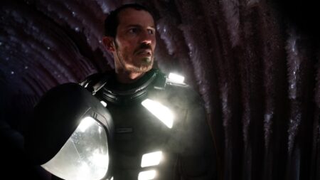 Una scena di Eternal